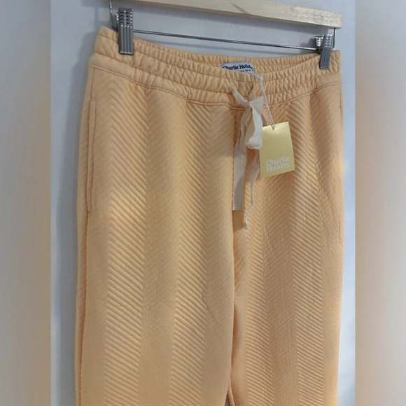 Charlie Holiday Soleil Motel Lounge Pants in Butter Yellow NWT - Picture 3 of 8
